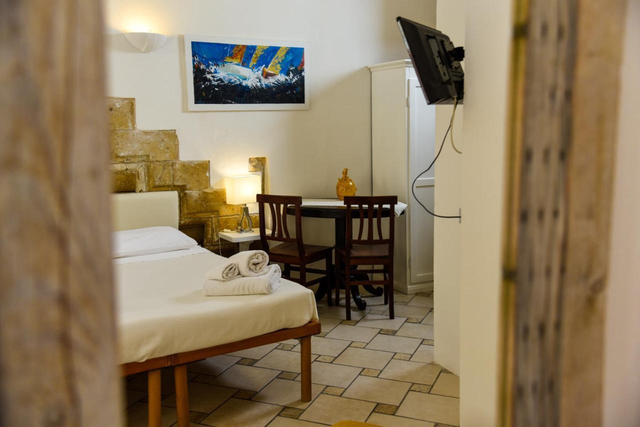 B&B Demetra Appartamenti Lecce Ngoại thất bức ảnh